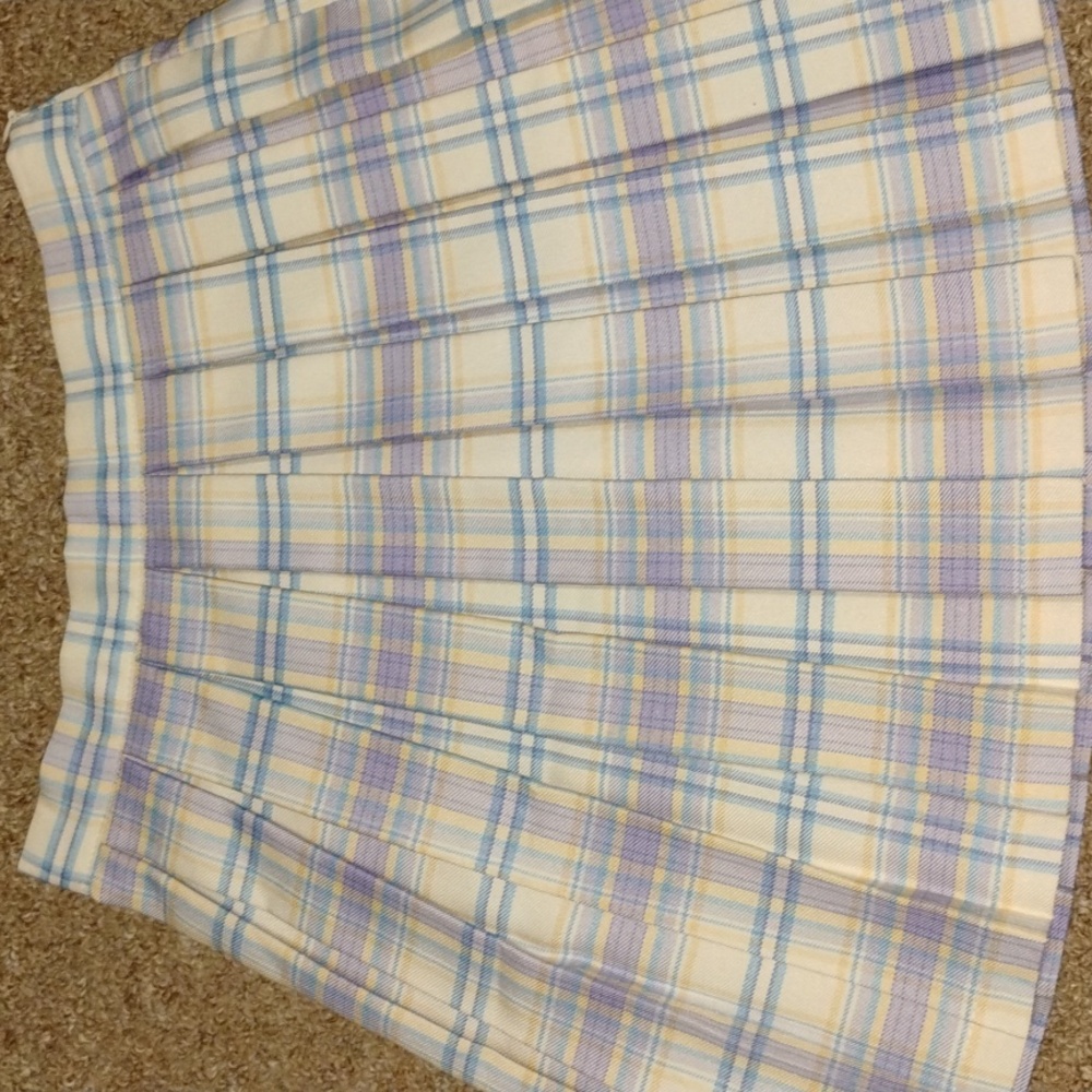 XS pleated skirt